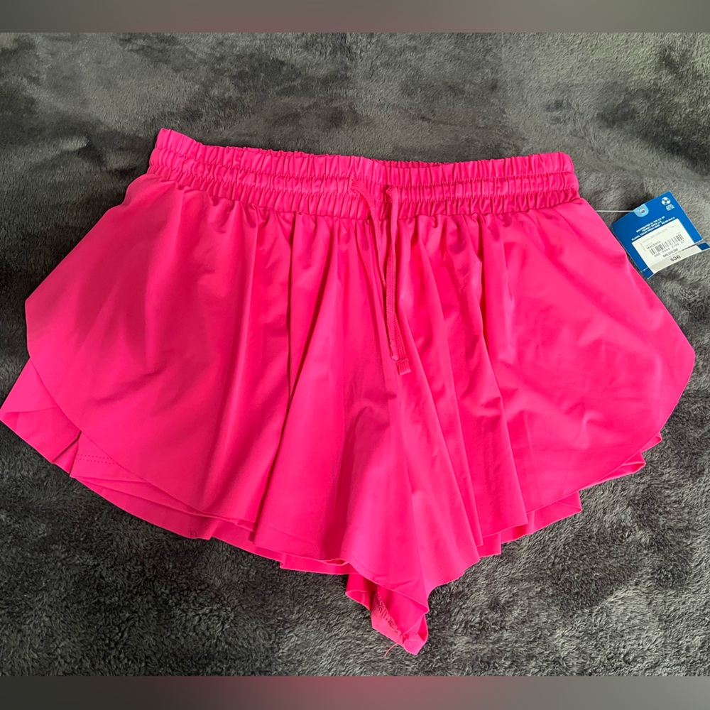 Flowy Athletic Shorts by Arizona in Magenta size M